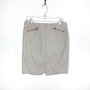 Gap Limited Edition Gray Denim Skirt Size 28 / 6